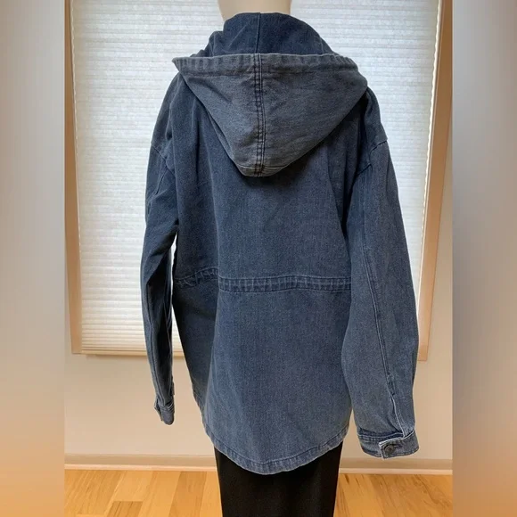 Forever 21 NWT Women's Blue Denim hooded Jacket pockets relaxed fit Size M - Picture 2 of 10